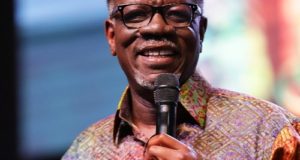 Dr Mensa Otabil